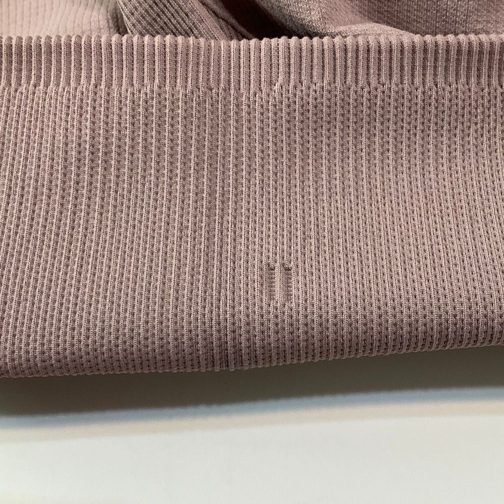 Lululemon Awakening Crop Leggings, Size 4, Mauve gorpcore yoga - Picture 8 of 13